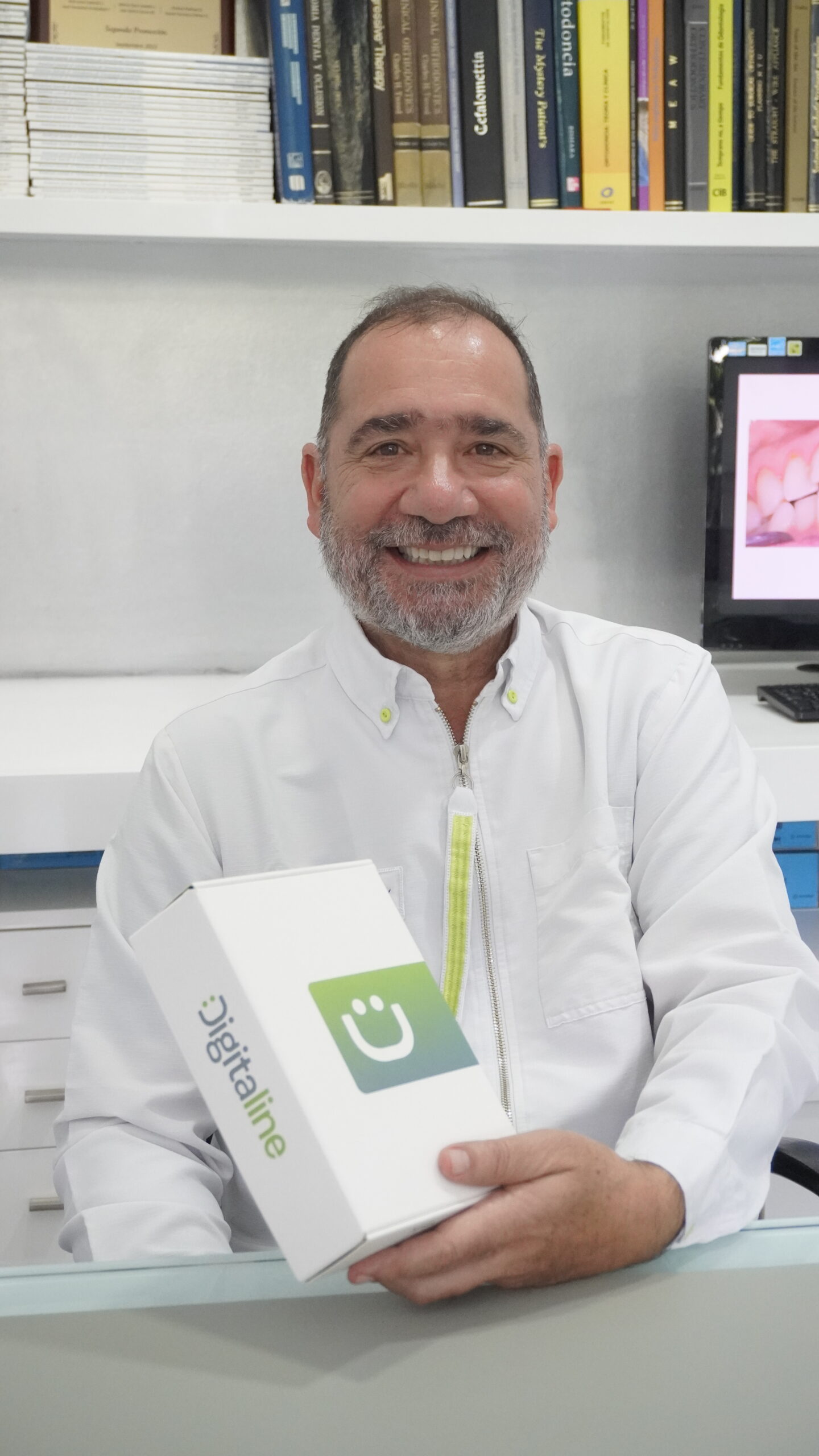 Dr. Diego Rey