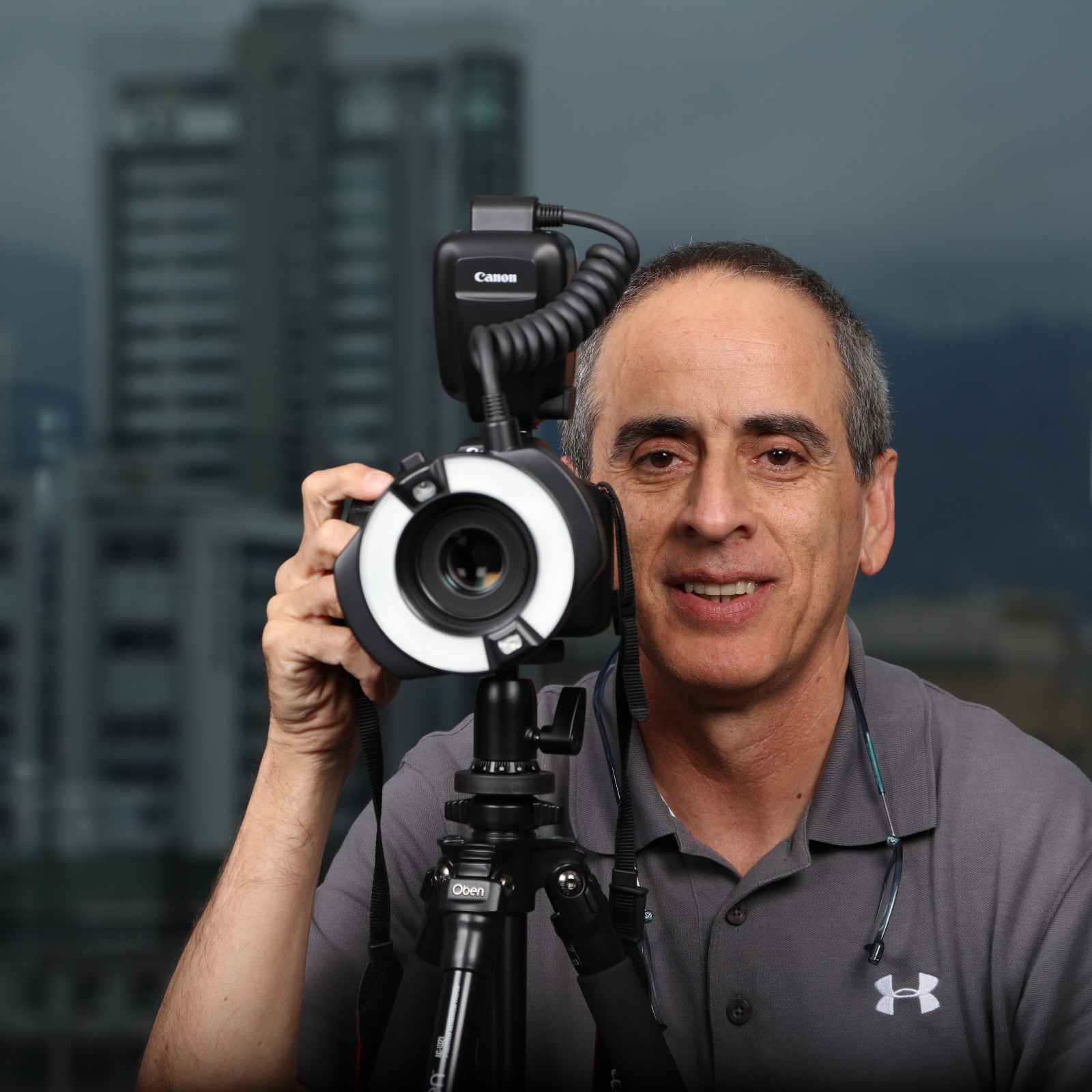 Dr. Iván Correa